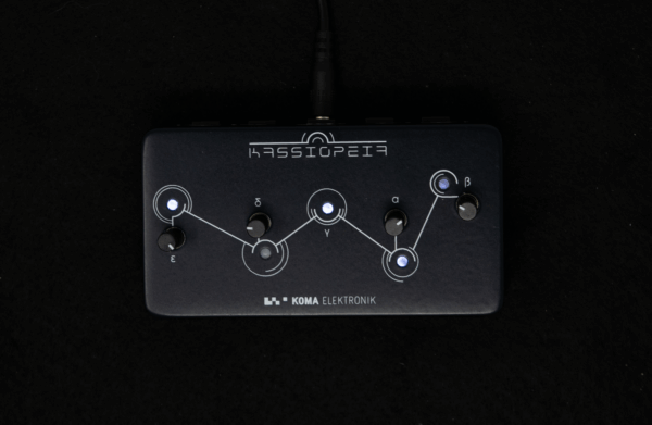 Kassiopeia Top Dark Background