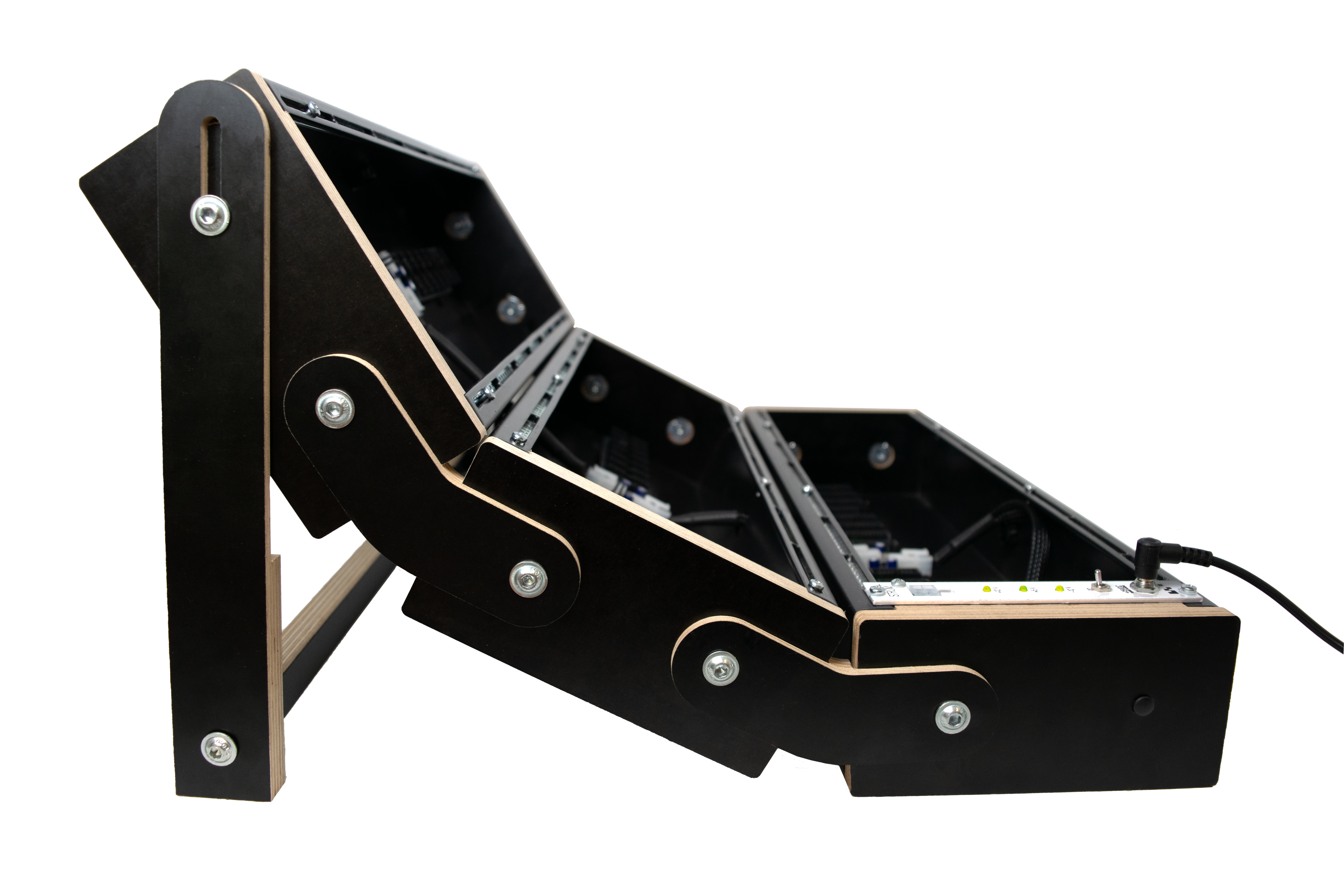 Powered Eurorack Cases – KOMA Elektronik