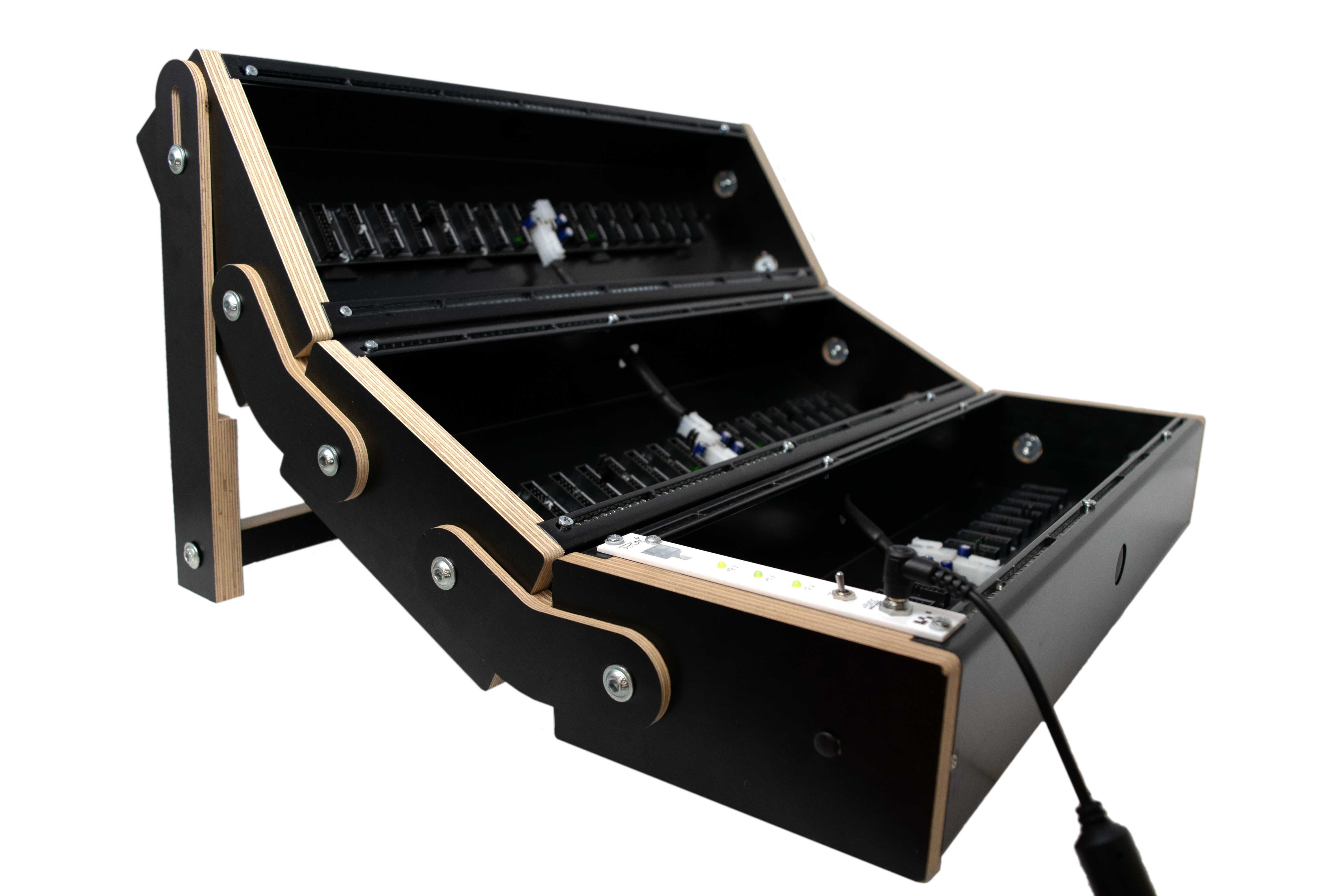 激安な Powered Elektronik KOMA – Cases Eurorack 鍵盤楽器